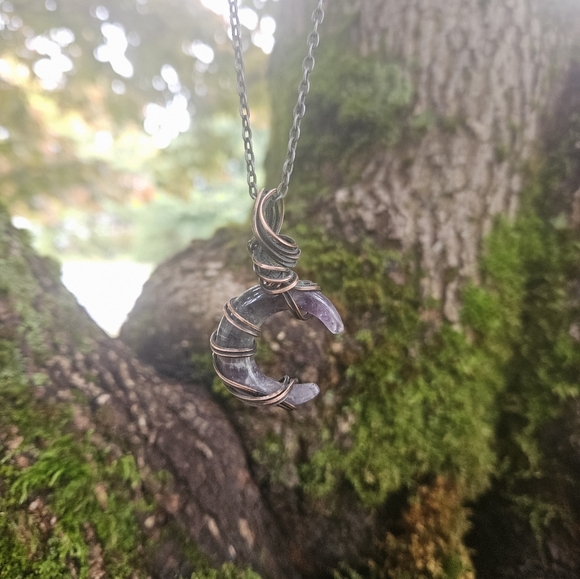 Sold****Wire wrapped amethyst copper pendant - hand made - Picture 4 of 4